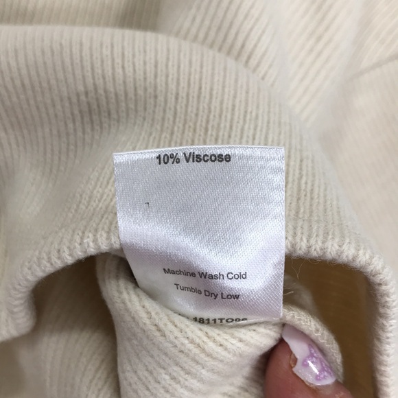 Choosy Elsa Cream Cropped Slouchy Slit Bell Sleeve Boxy Sweater Size XSmall New - Picture 9 of 12